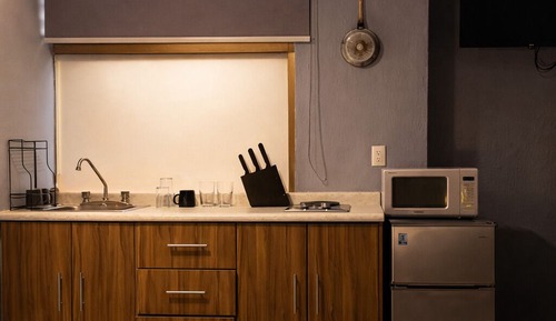 Classic Apartment, 1 Queen Bed, Kitchenette