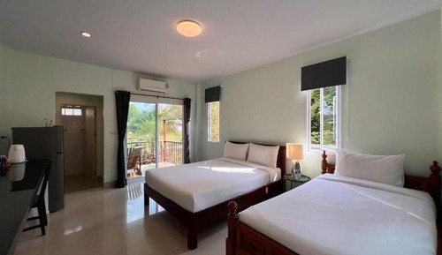 Standard Triple Room, Lanai, Garden View