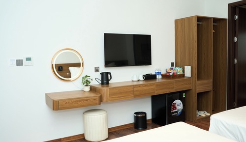 Deluxe Triple Room, Balcony, City View