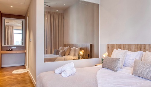 Luxury Apartment, 2 Bedrooms, City View