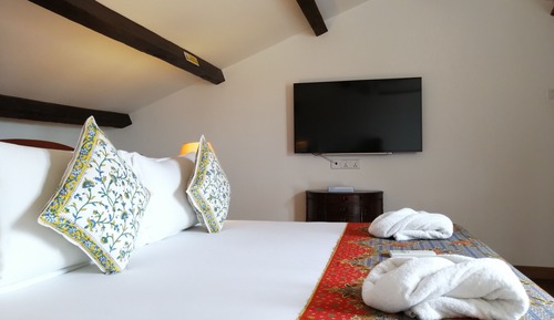 Vista Room