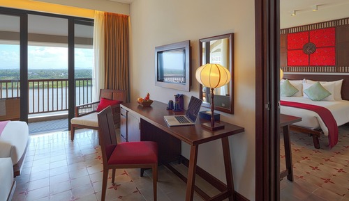 Family Connecting Room