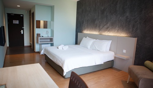 Standard King Room