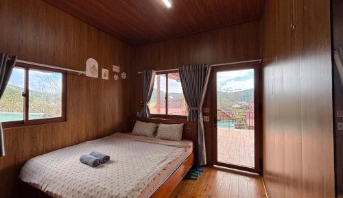 King Room with Balcony