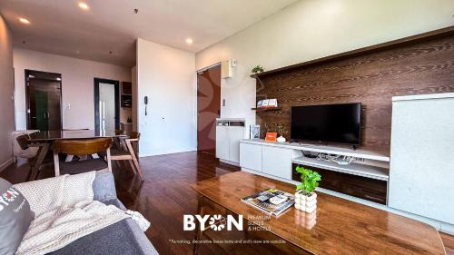Premium Two-Bedroom Suite with Balcony