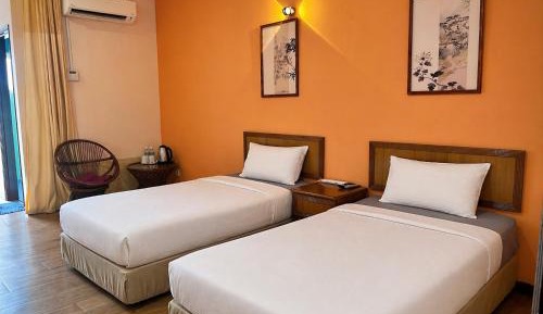 Twin Room with Balcony