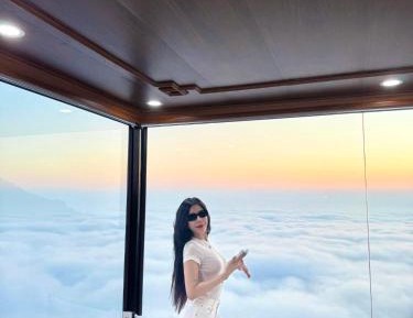 Studio with Mountain View
