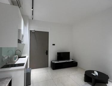 One-Bedroom Apartment with Balcony and Sea View