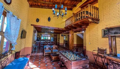 Cottage (10 Adults)
