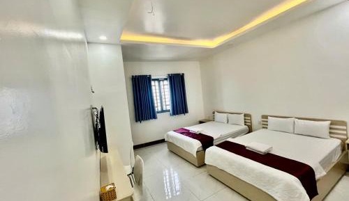 Twin Room with Shared Toilet