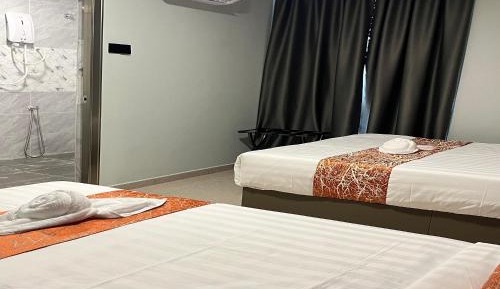 Deluxe Triple Room