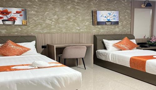 Standard Twin Room