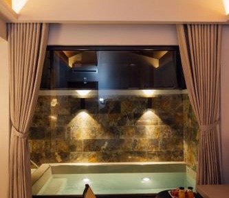 Suite with Private Pool