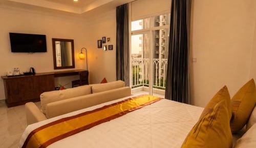 Premier Deluxe Double with Balcony