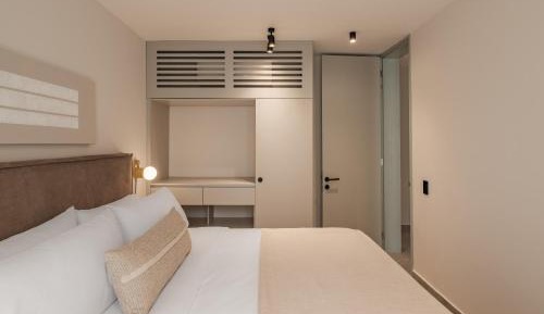 Standard Double Suite