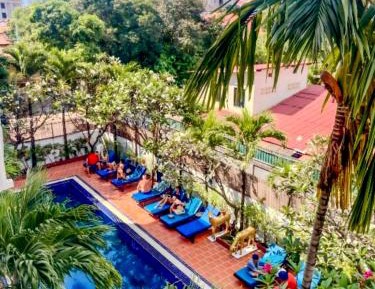 Deluxe Double or Twin Room with Pool View