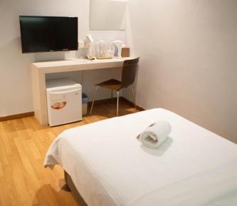 Standard Single Room - no window