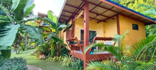 Deluxe Bungalow with Sea View