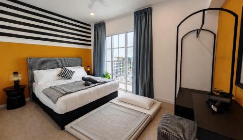 Family Two-Bedroom Apartment with View