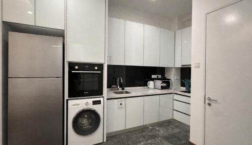 1 Bedroom Superior Suite with Bathtub