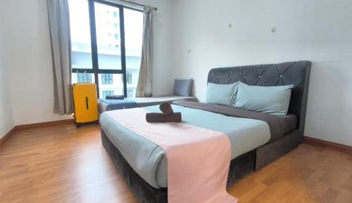 Triple Room with Shared Bathroom