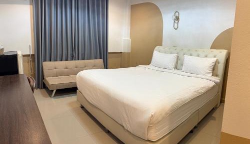 Standard King Room
