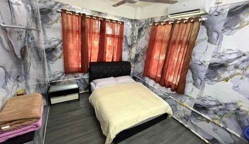 Double Room with Shared Bathroom