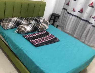 Standard Queen Room