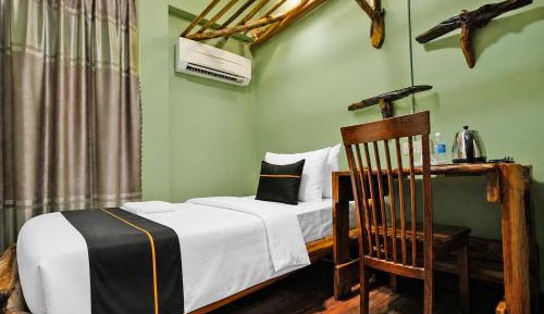 Deluxe Single Room