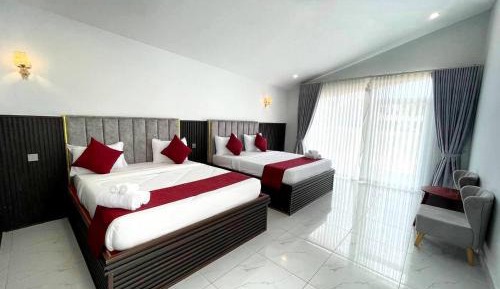 Superior Twin Room