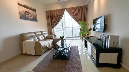 Three-Bedroom Apartment with Park View