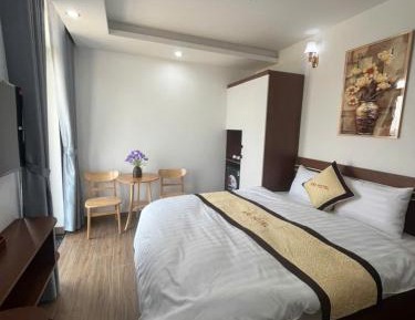 King Room with Balcony
