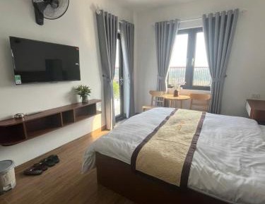 King Room with Balcony