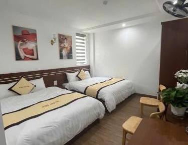 Queen Room with Balcony