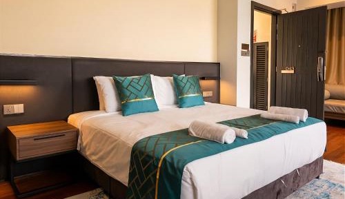 Deluxe King Room with Sea View