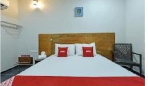 Deluxe King Suite