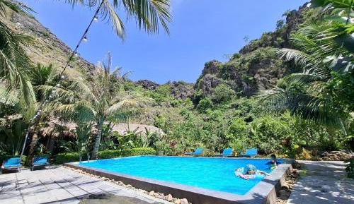 Bungalow - Water Front 