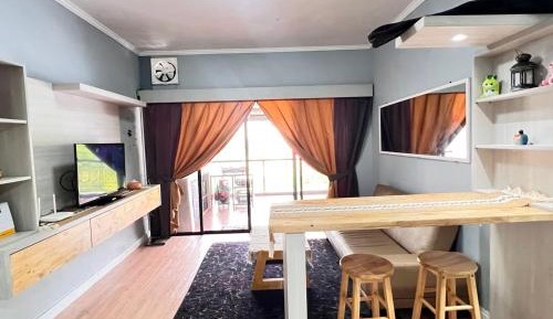 Apartment with Balcony