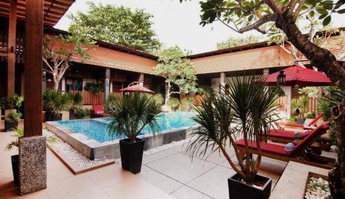 Twin Room with Pool View