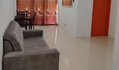 Three-Bedroom Apartment with Balcony