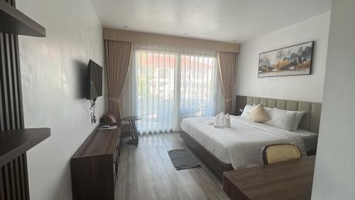 Double Room with Pool View
