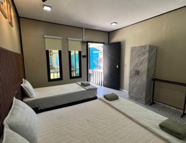 Triple Room with Private Bathroom