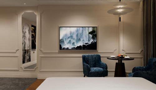 Gallery Suites -  City view with Sauna & Steam Access