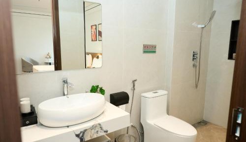 Triple Room with City View