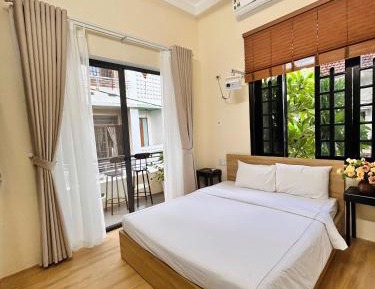Deluxe Double Room with Balcony