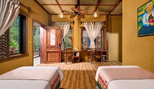 Standard Twin Room with Garden View