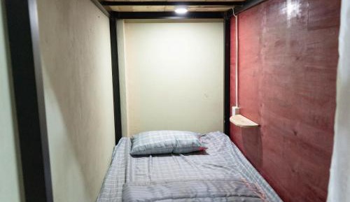 Bunk Bed in Mixed Dormitory Room