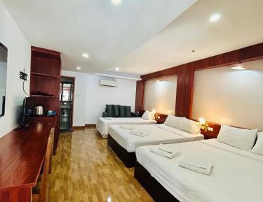 Deluxe Quadruple Room