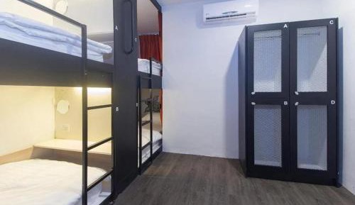 Bed in 6-Bed Mixed Dormitory Room