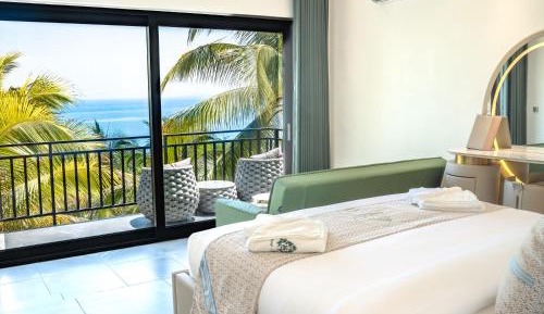 King Suite with Sea View